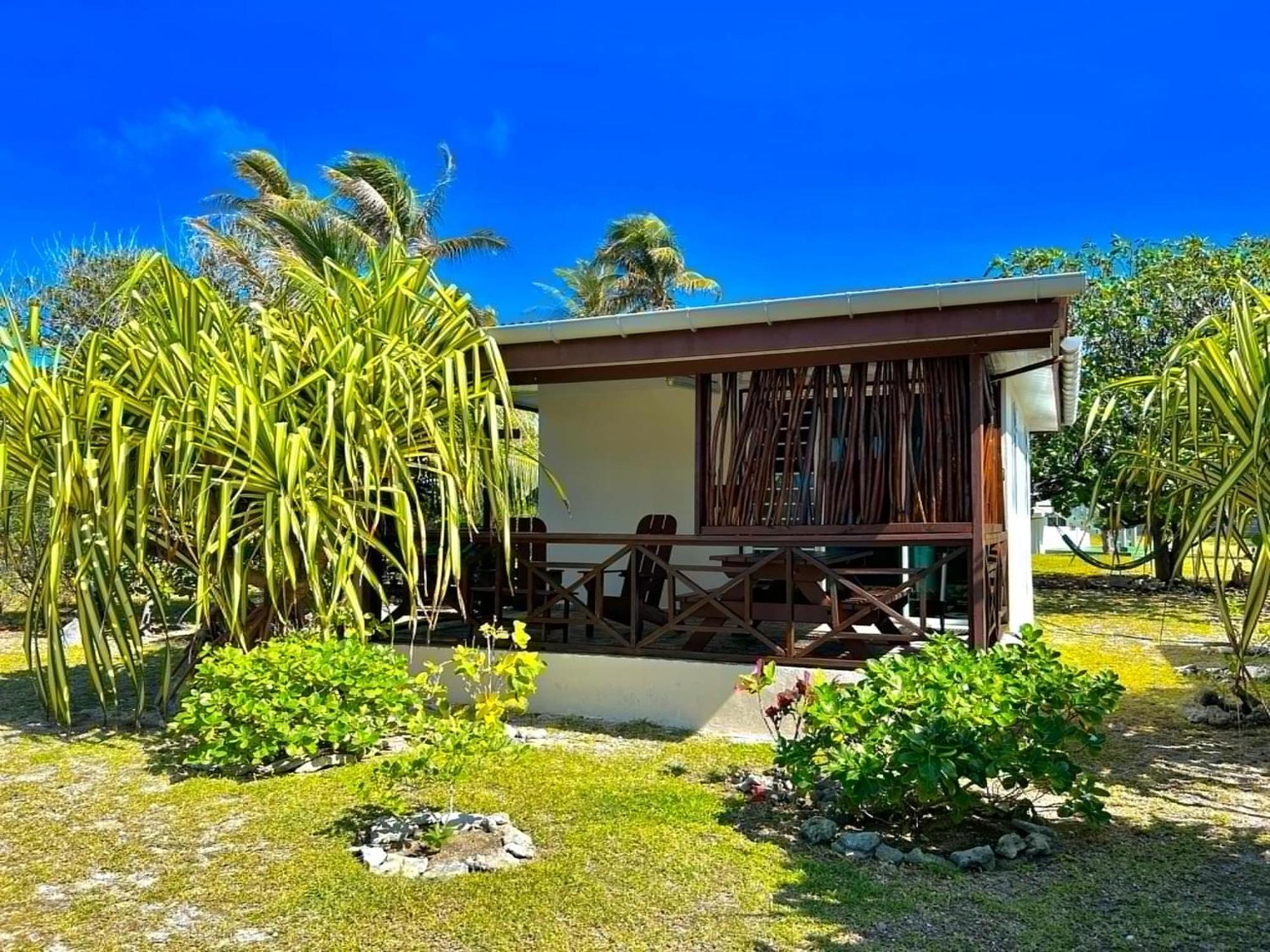 Chez Tamatuamai Hotell Avatoru Exteriör bild